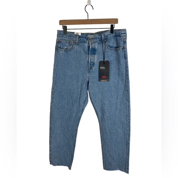 NWT Levi’s Wedgie Straight Button-Fly Medium Wash High Rise Jeans 32 x 28 - Picture 1 of 6